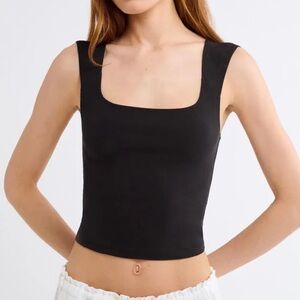 Rumored Be Mine Top in Black, sz S